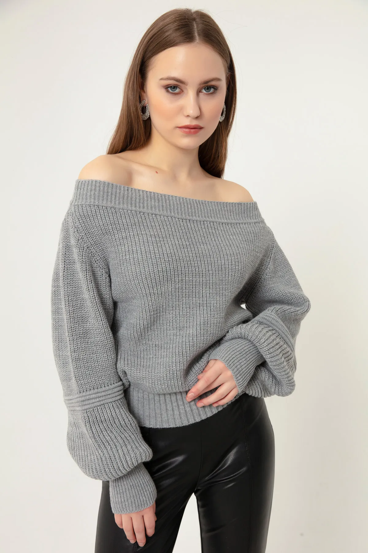 Lafaba  Grauer Strickpullover für Damen mit U-Boot-Ausschnitt