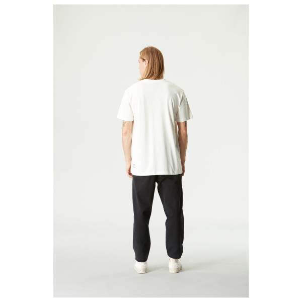 Picture - D&S Hiker Tee - T-Shirt