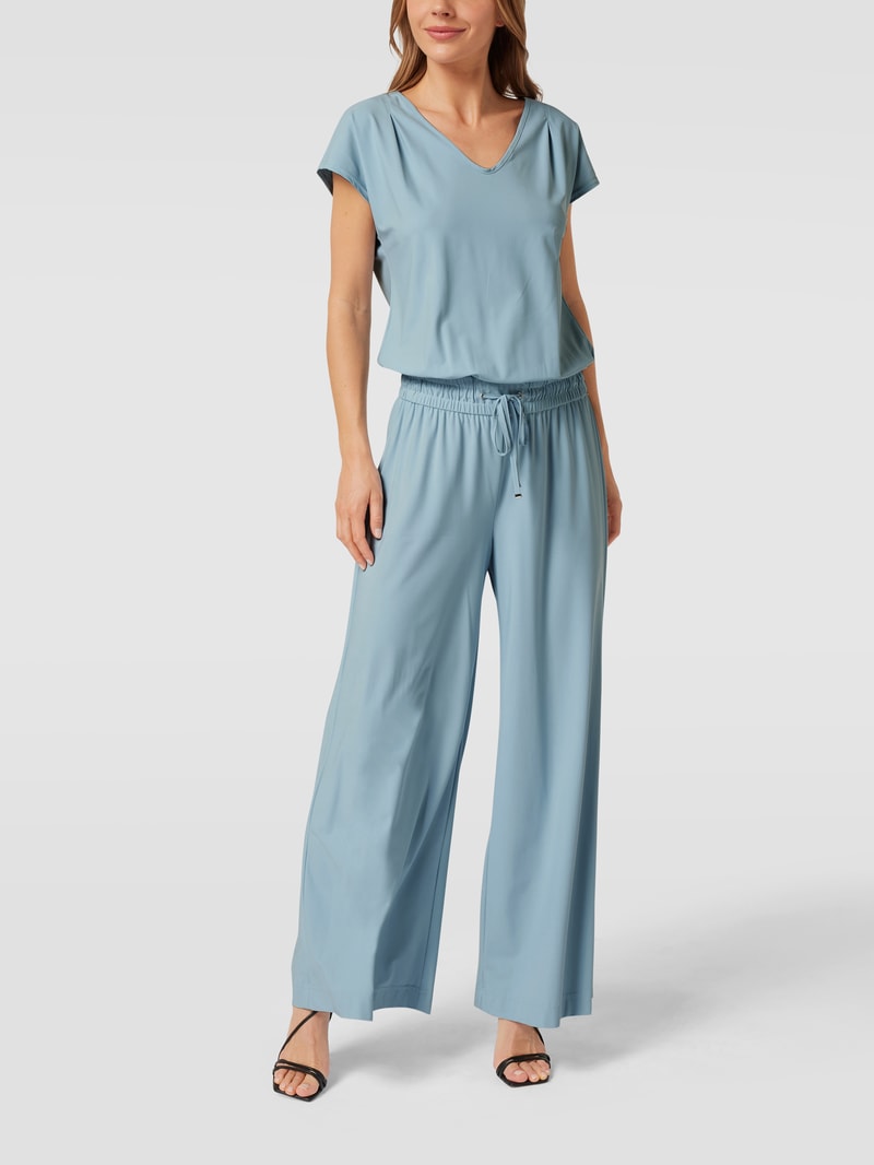 Jumpsuit mit angeschnittenen Ärmeln in hellblau