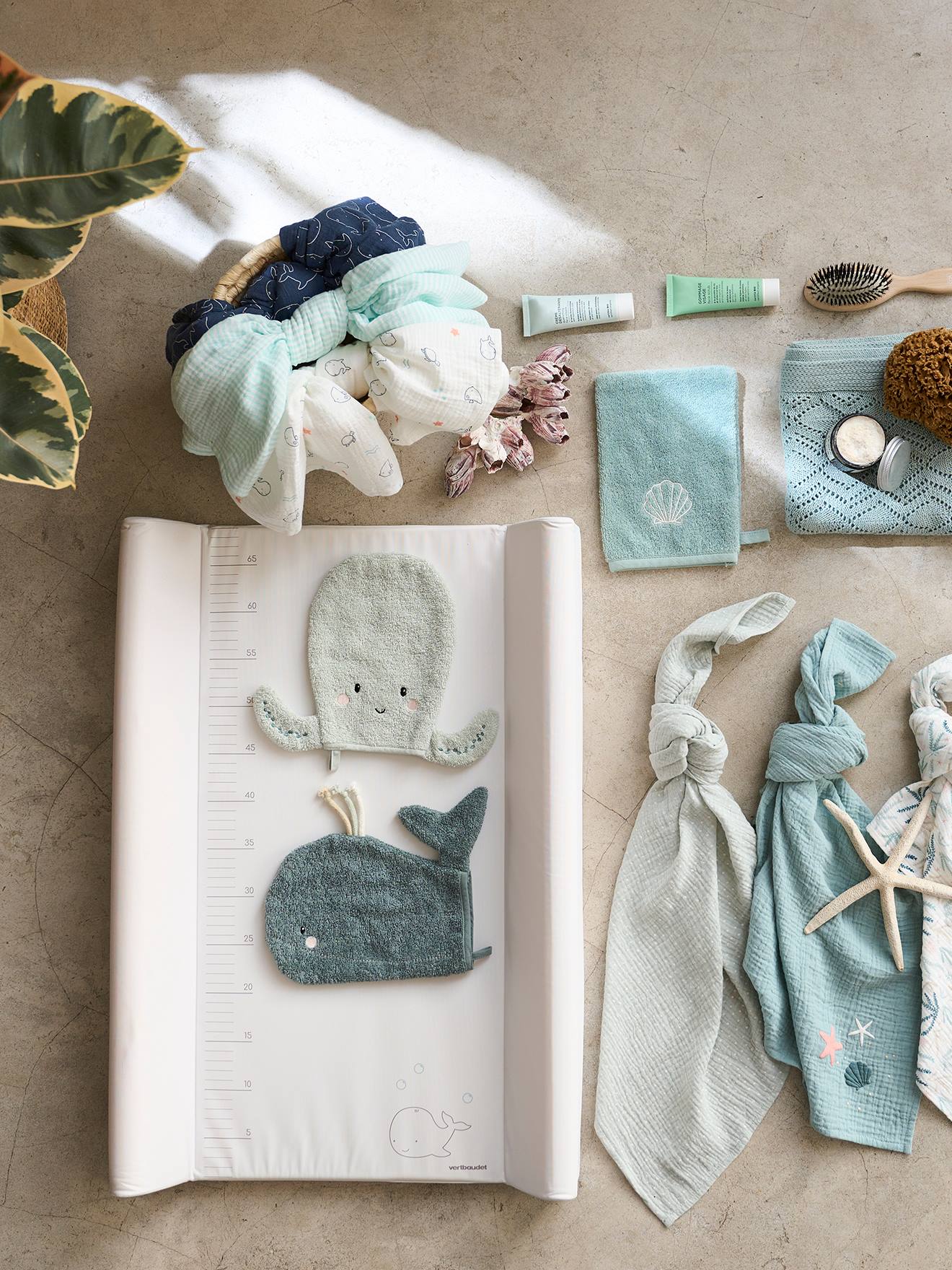 Vertbaudet Baby Wickelauflage mit Messlatte Oeko-Tex - weiß