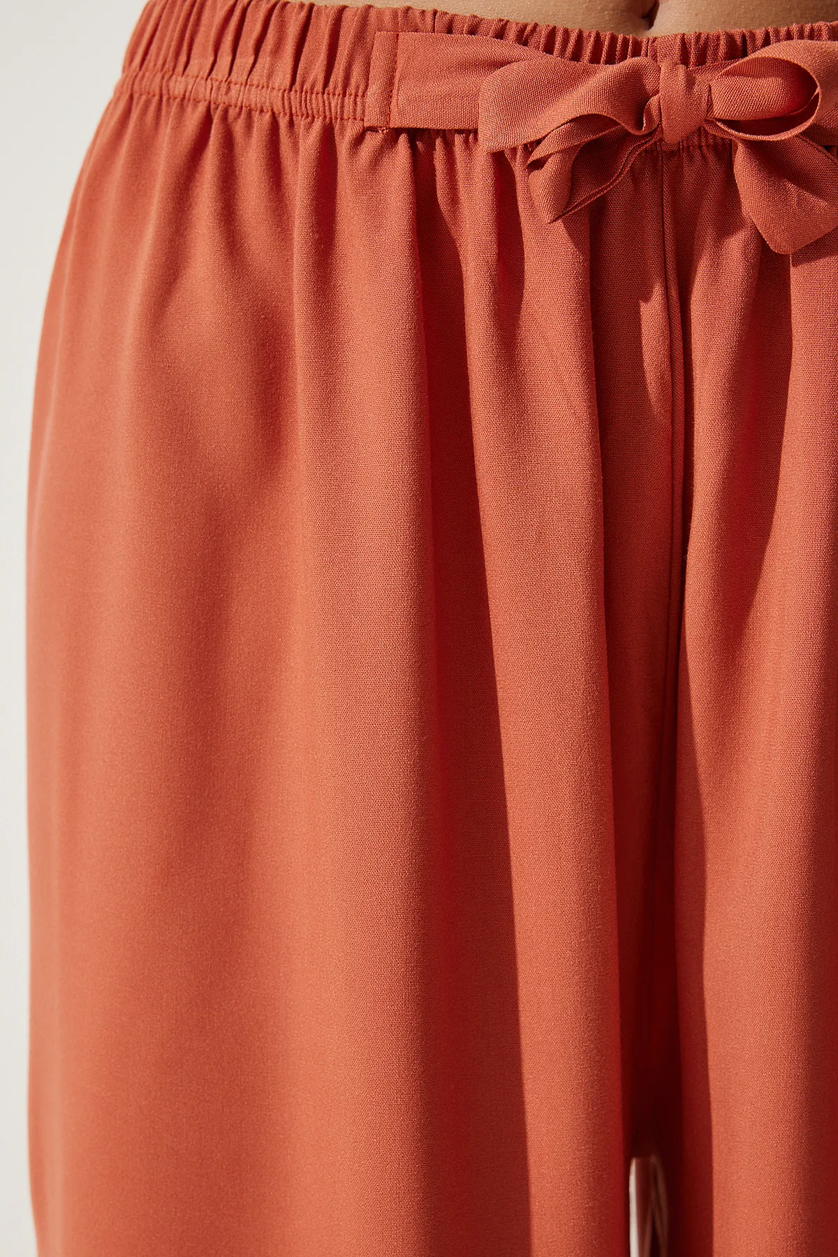 Happiness İstanbul  Pfirsichfarbene Palazzo-Hose aus Viskose für Damen EN00610