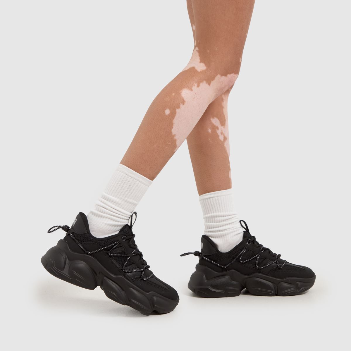 Steve Madden – Spectator-sneakers i svart