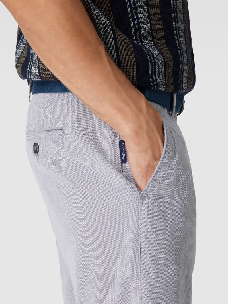 Bermudas mit Stoffgürtel in mittelgrau