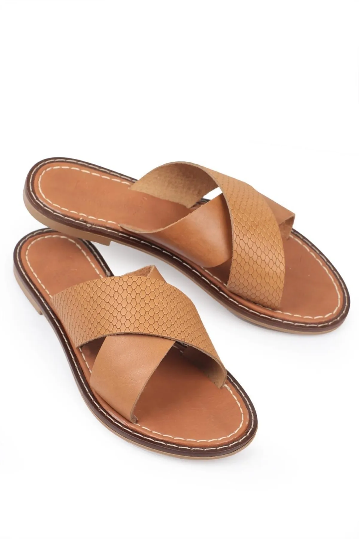 Capone Outfitters  Capone 881 Damen-Hausschuhe aus echtem Leder, Bodrum Tan