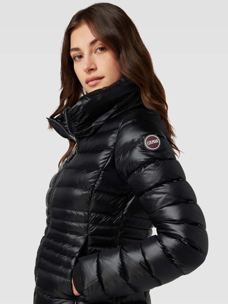 Steppjacke mit Stehkragen in schwarz
