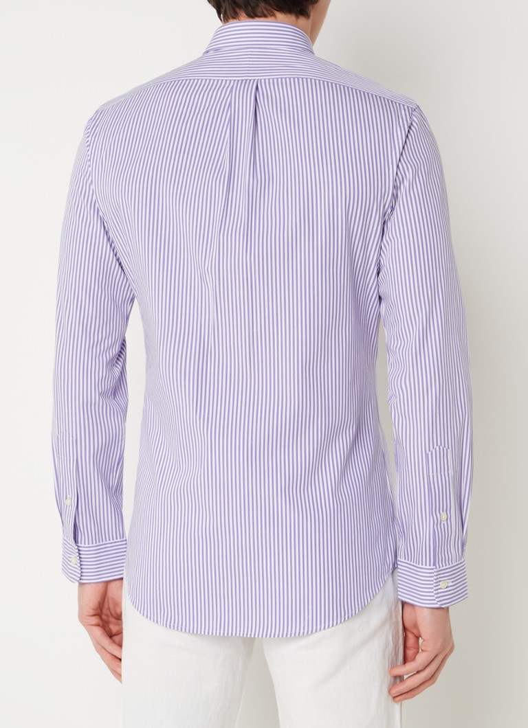 Camisa Ralph Lauren Slim Fit com estampa listrada e gola abotoada.