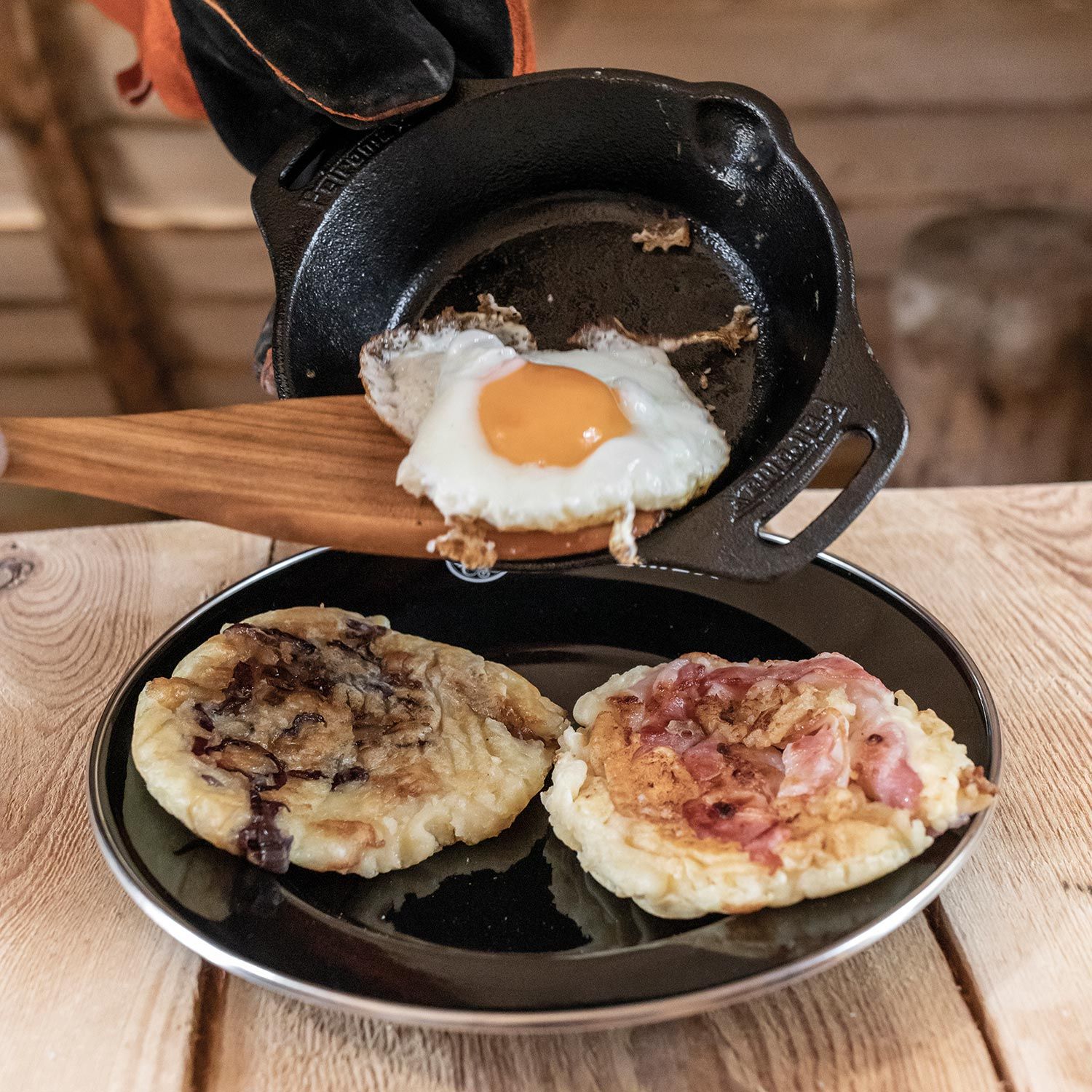 Feuerpfanne mit Henkeln