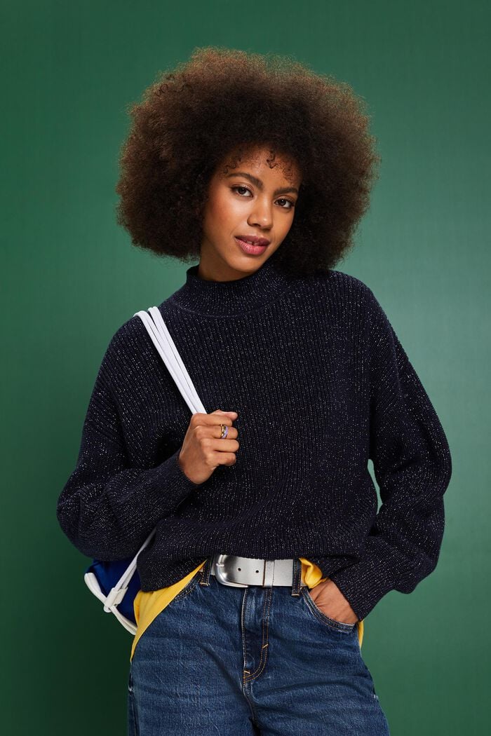 Rippstrickpullover mit Glitzereffekt