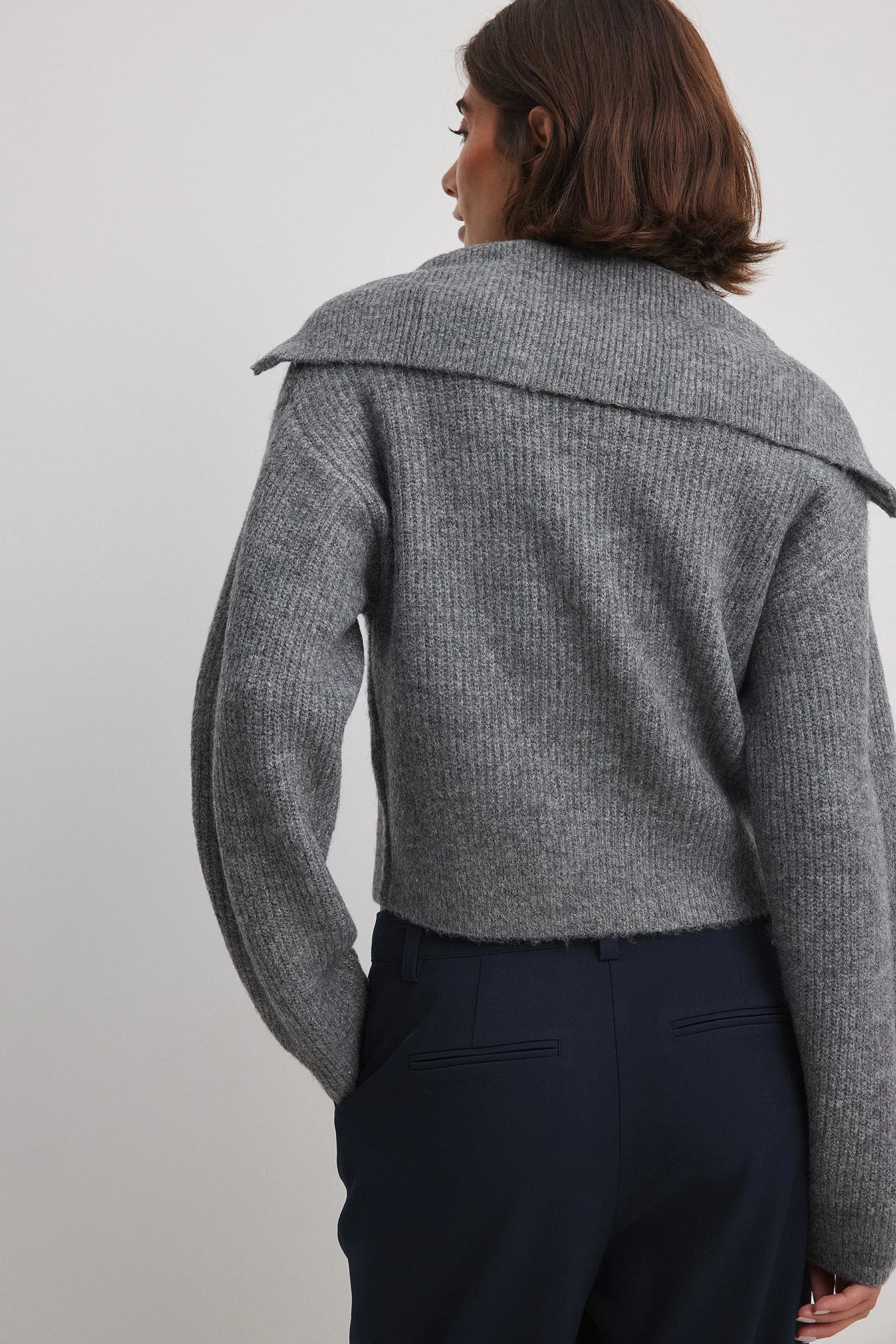 Strick-Cardigan mit Reißverschluss und großem Kragen