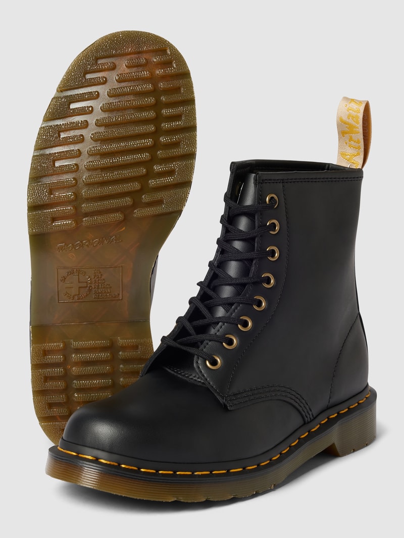 Schnürboots in Leder-Optik in schwarz