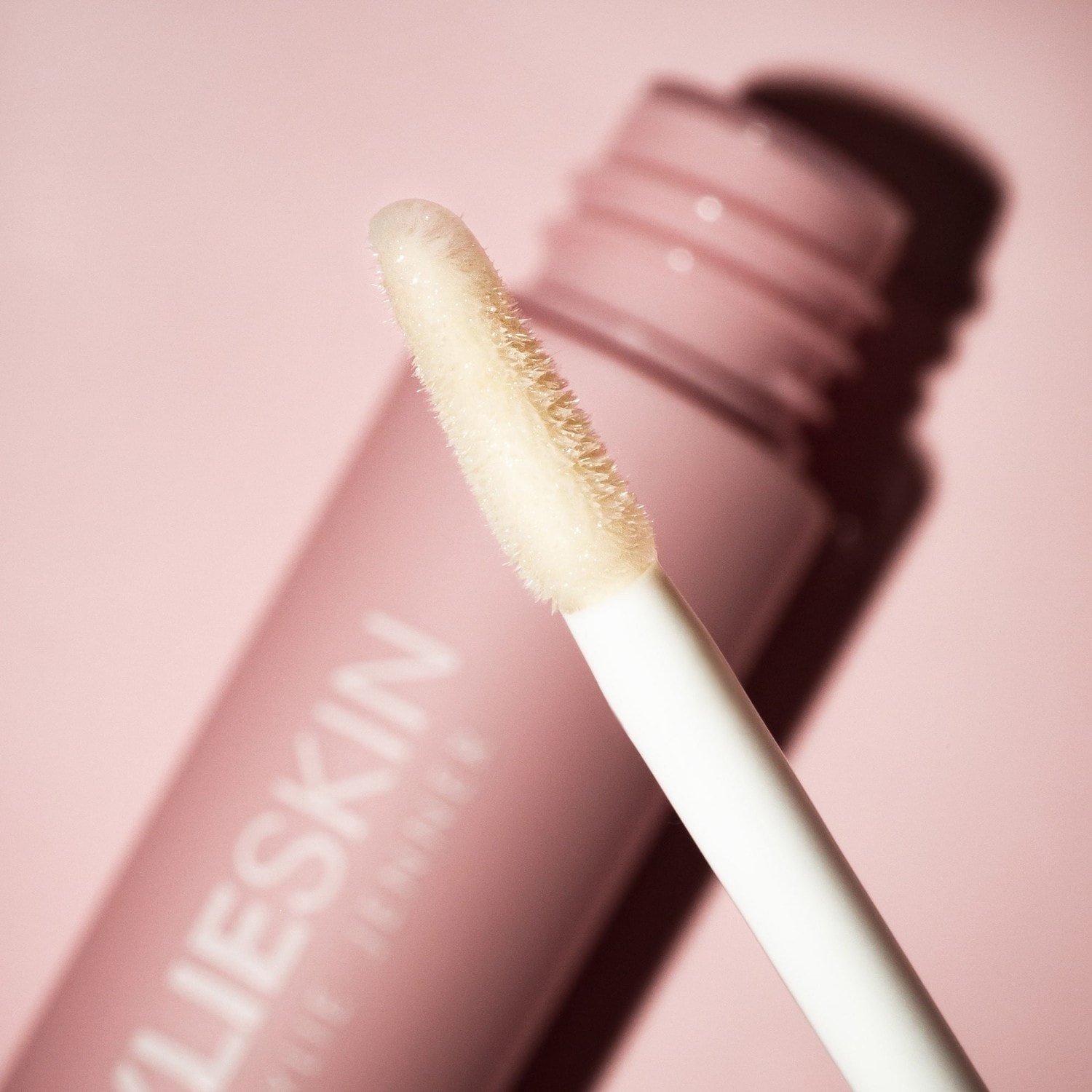 KYLIE COSMETICS Стик за чишћење лица
