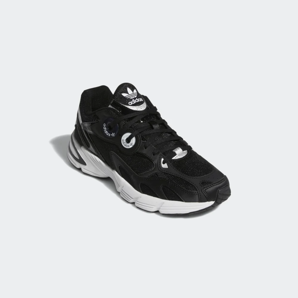 adidas Astir W GY5260 / schwarz