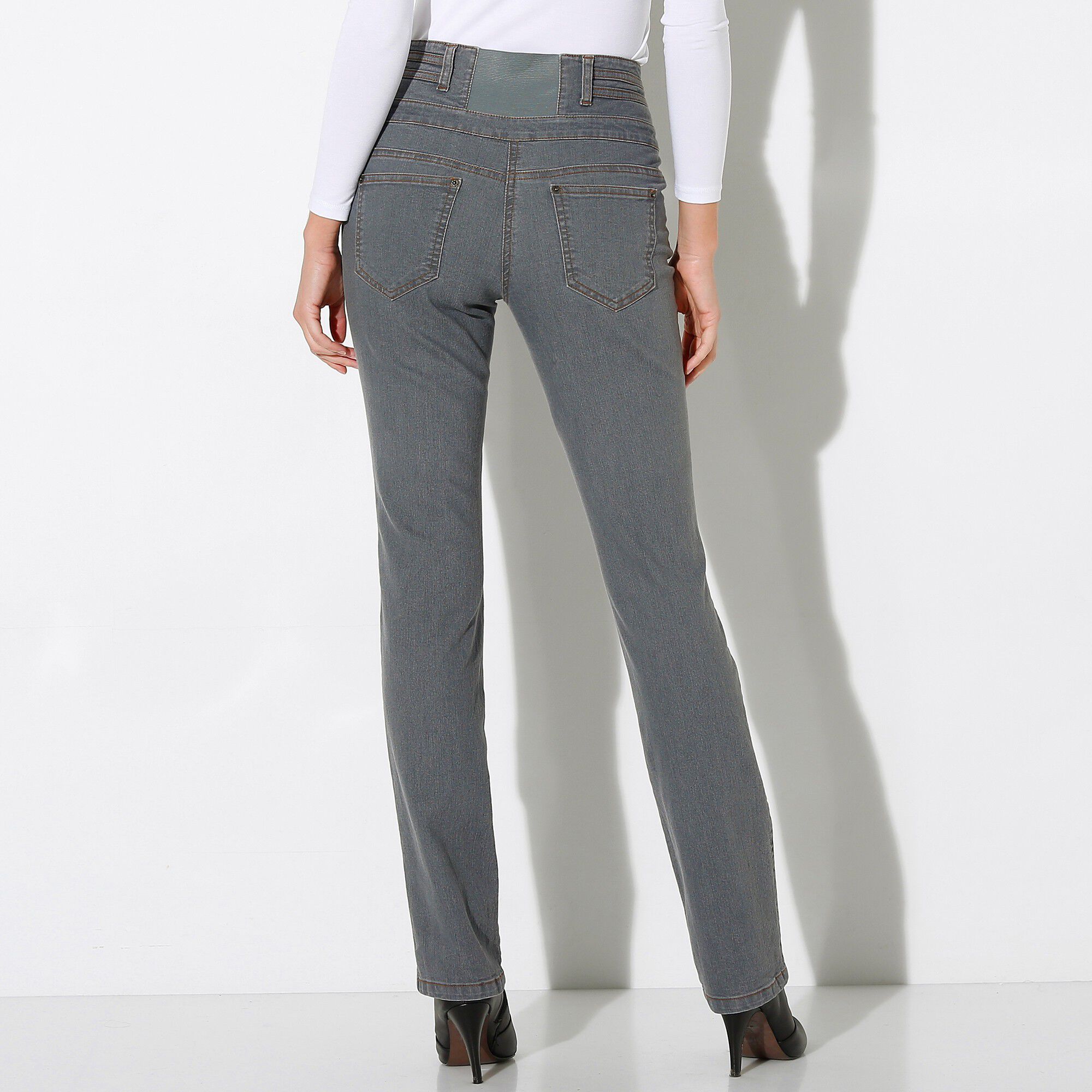 Jean taille haute coupe droite