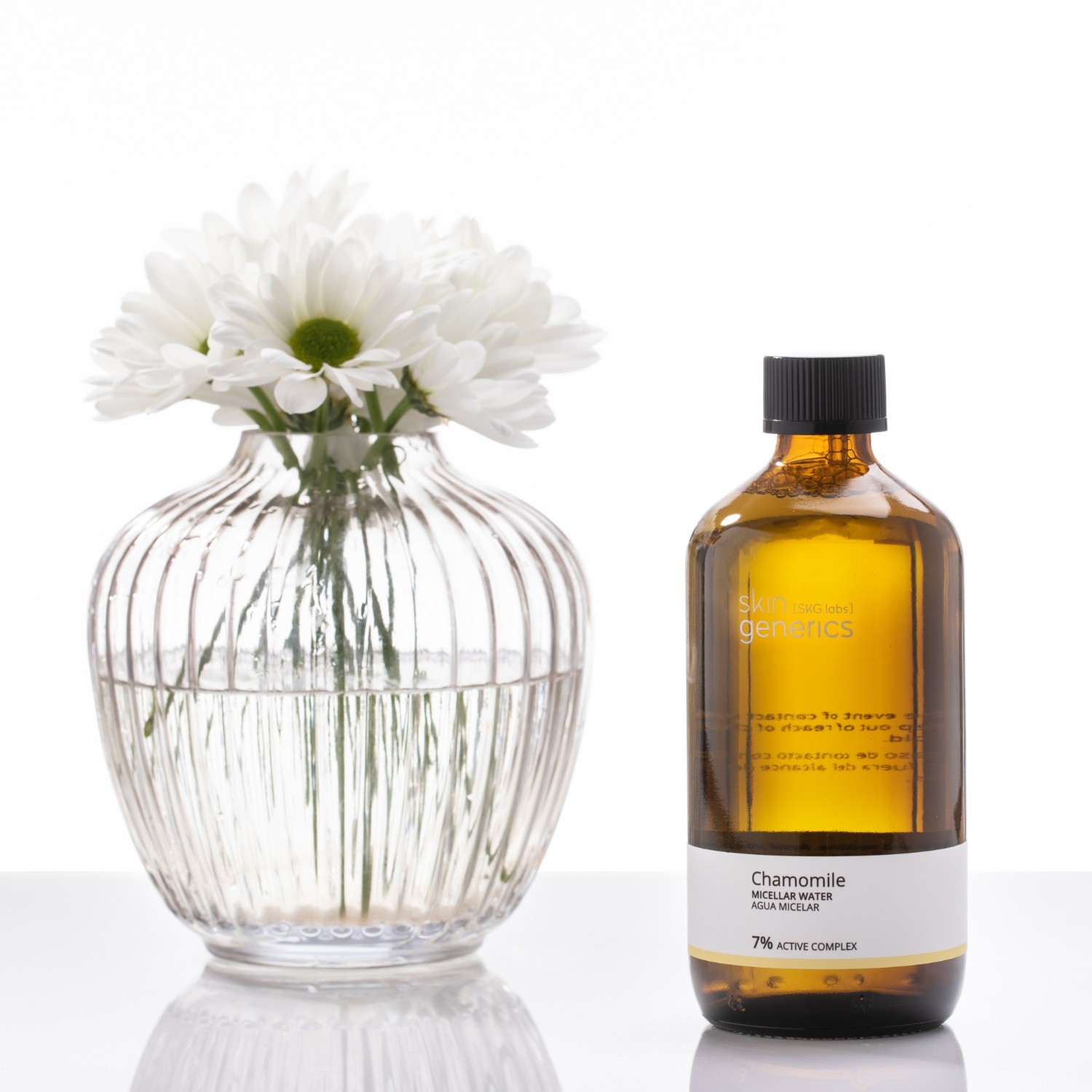 Skin Generics мицеларна вода са камилицом
