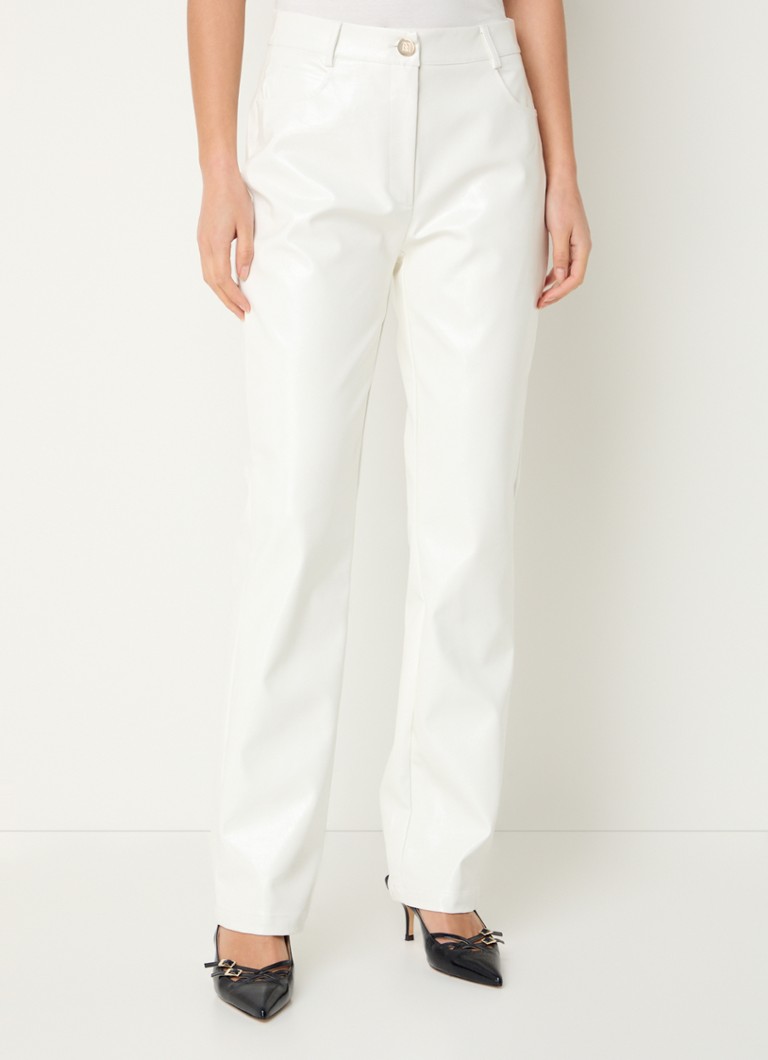 Calça NIKKIE Luz de cintura média, corte reto, em couro sintético texturizado.