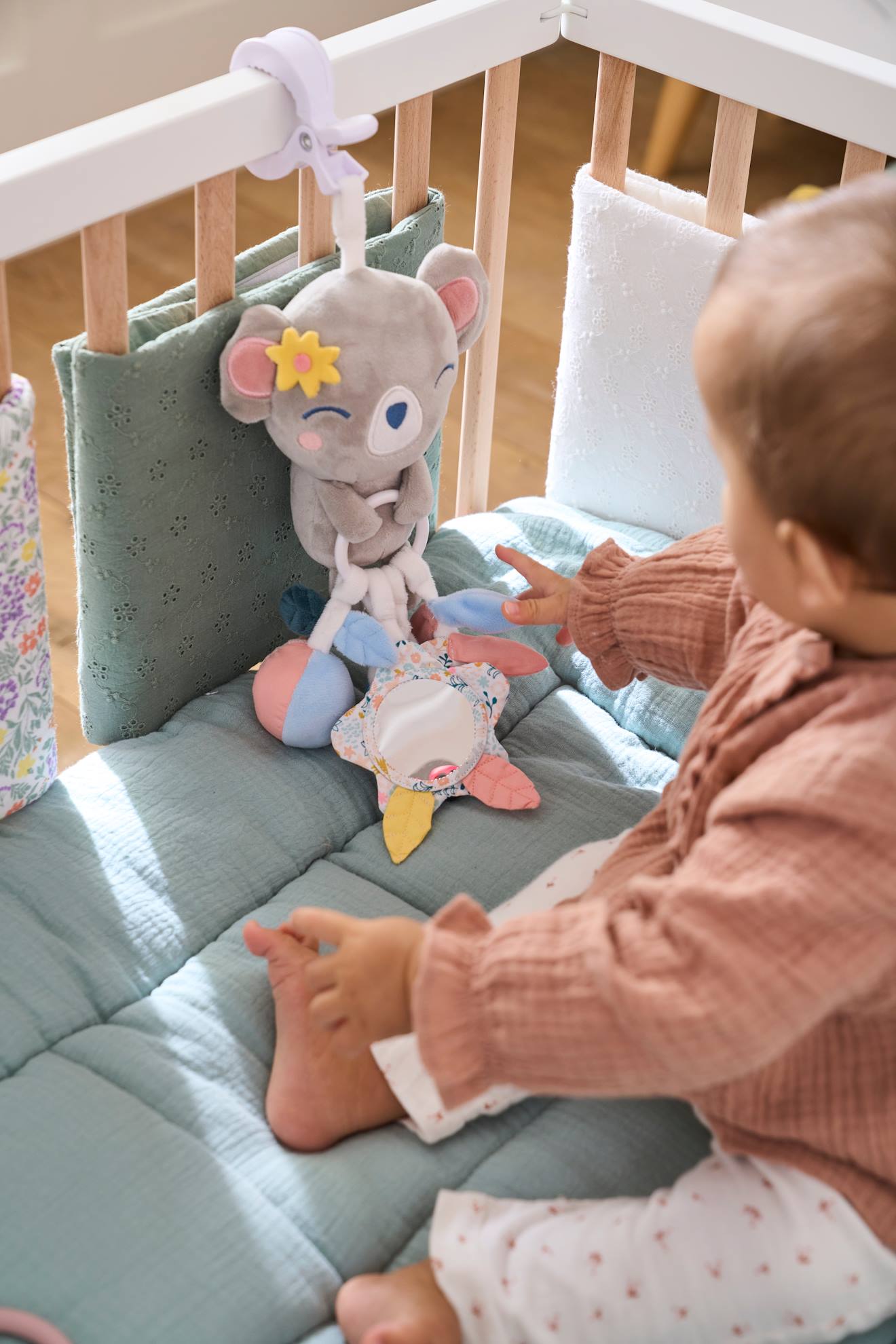 Jouet d'éveil avec pince KOALA rose