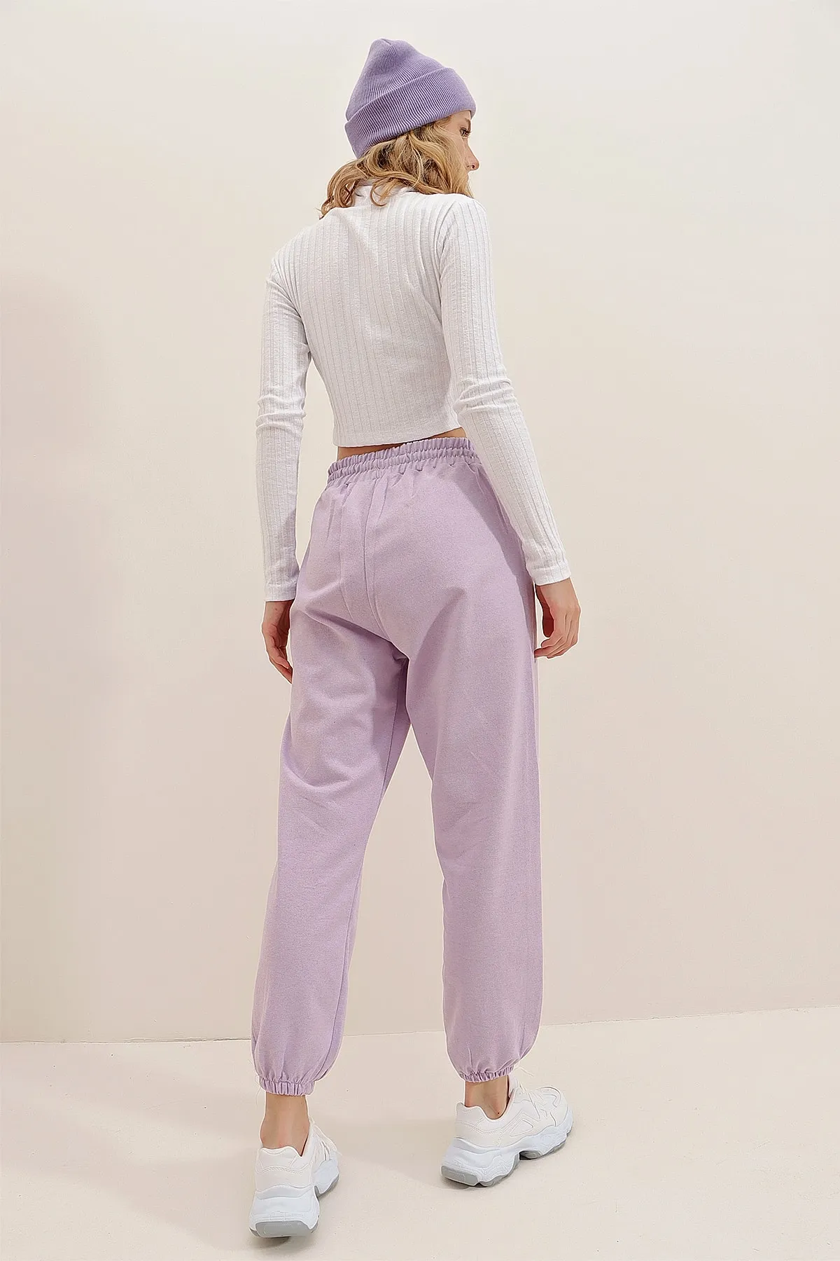 Trend Alaçatı Stili  Jogginghose - Lila - Relaxed
