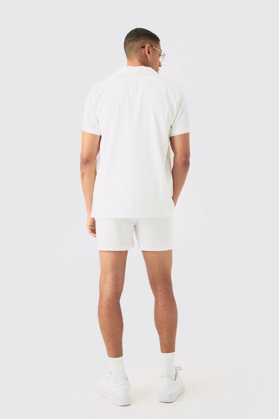 Kurzärmliges Satin-Hemd & Shorts