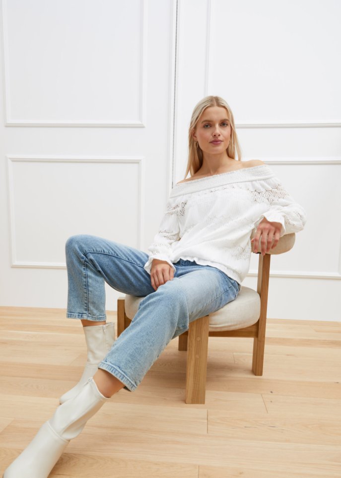 Carmenshirt mit Spitze