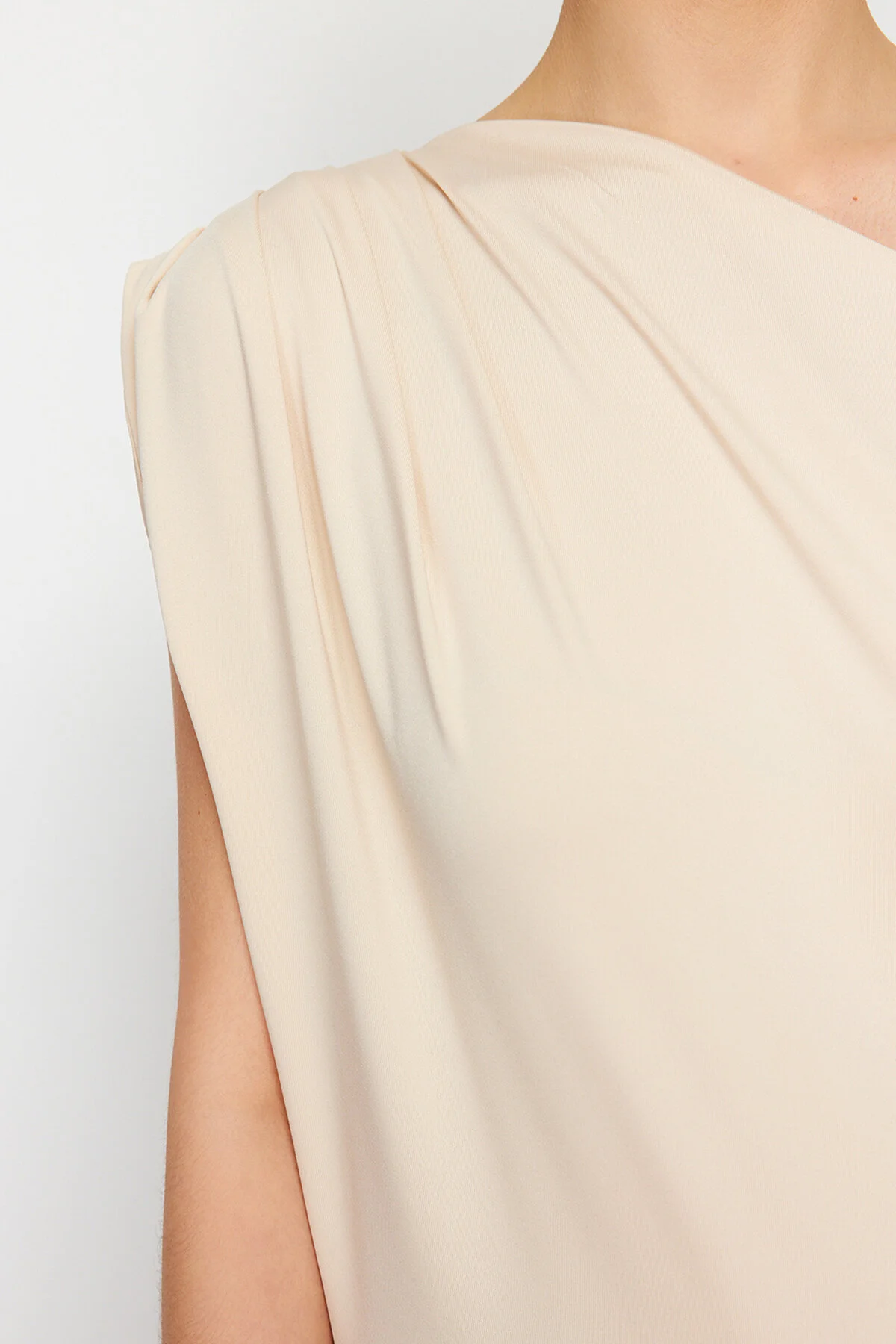 Trendyol Collection  Stein Regular/Normal Fit Asymmetrischer Kragen Ärmellose Stretch-Strickbluse TWOSS24BZ00396