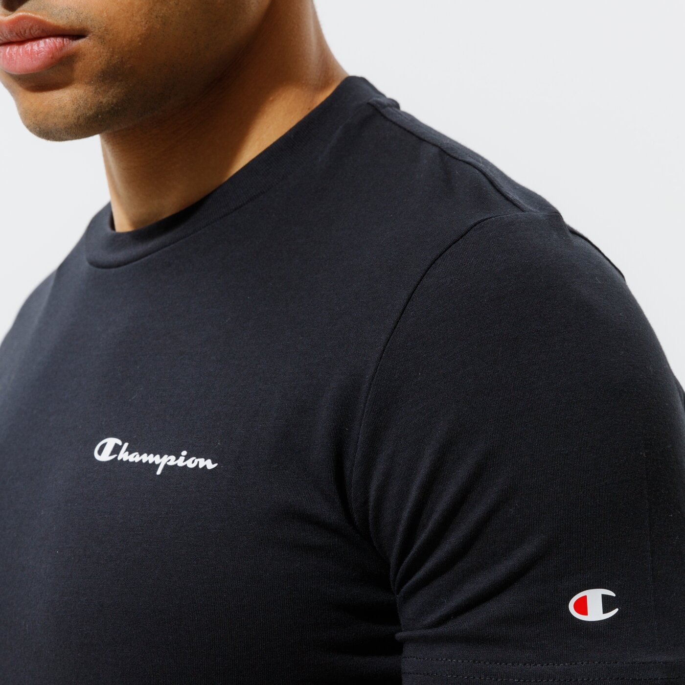 CHAMPION T-SHIRT CREWNECK T-SHIRT Schwarz