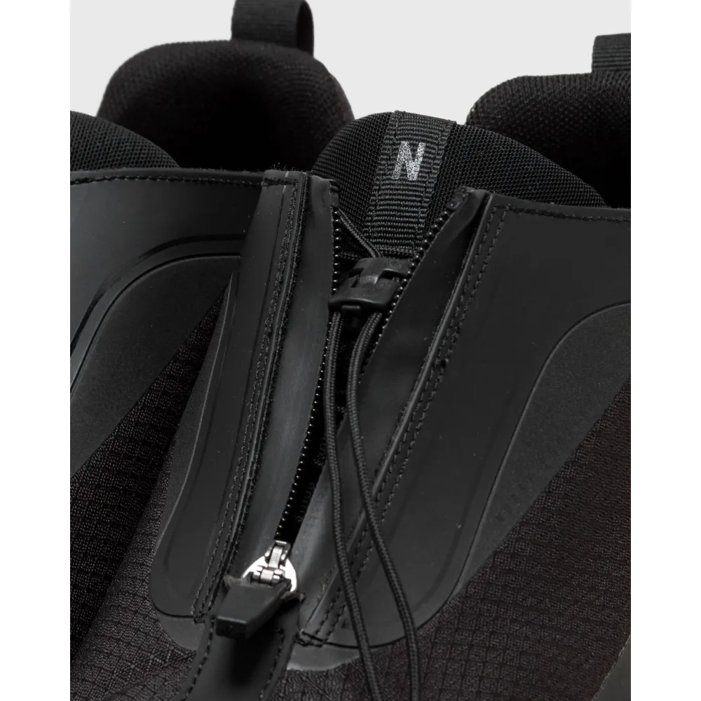 Norse Projects Zip Up Runner V04 NPF01-0009-9999 / schwarz