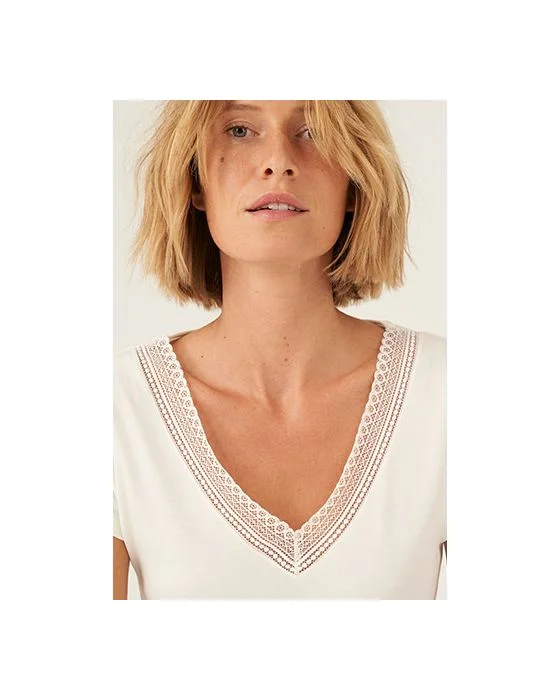 Tee-shirt manches courtes col dentelle Climatyl