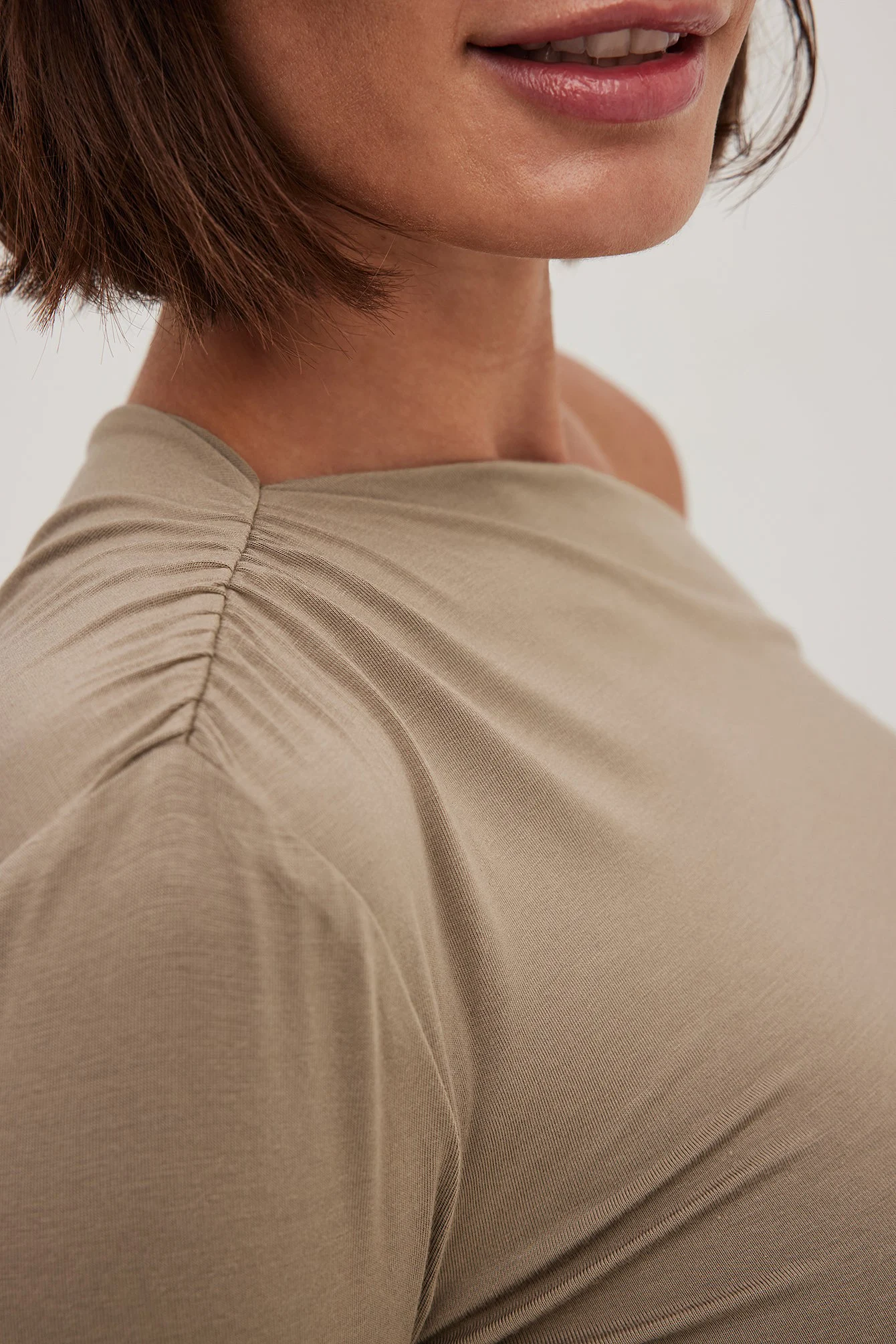 Schulterfreies Jersey-Top