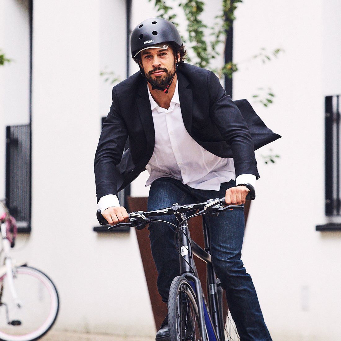 Melon Fahrradhelm Closed Eyes (matte), super leicht, Magnetverschluss, größenverstellbar, mehr als 50 Designs