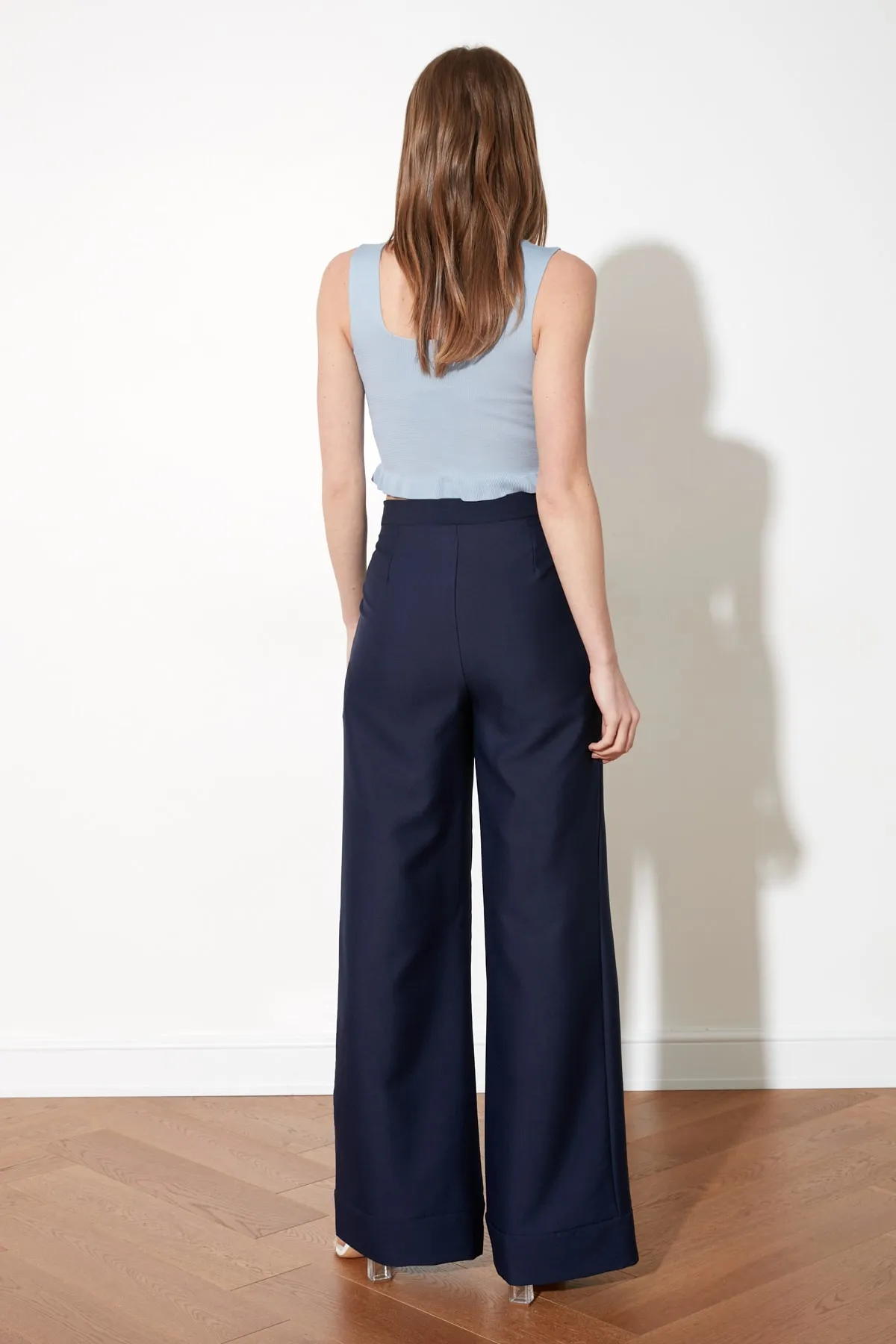 Trendyol Collection  Marineblaue Hose mit weitem Bein TWOSS19ST0179