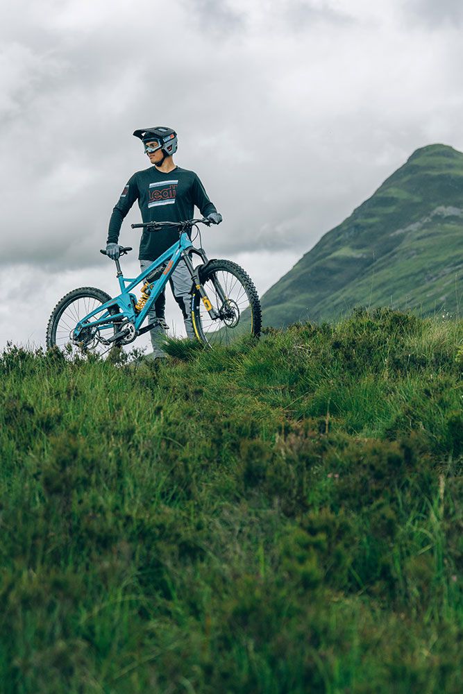 Leatt 3.0 Enduro - Fullface Helm kaufen | Bike-Discount