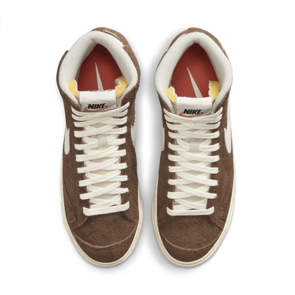 Nike Blazer Mid 77 Vintage DV7006-200 / braun