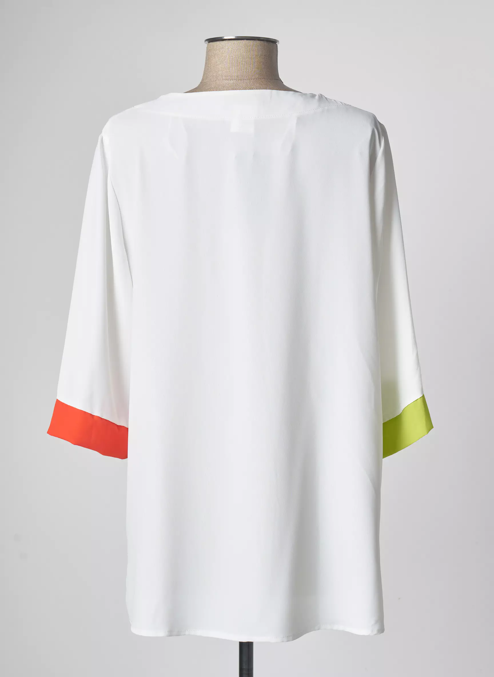 An Ii Vito Blouses Femme couleur blanc