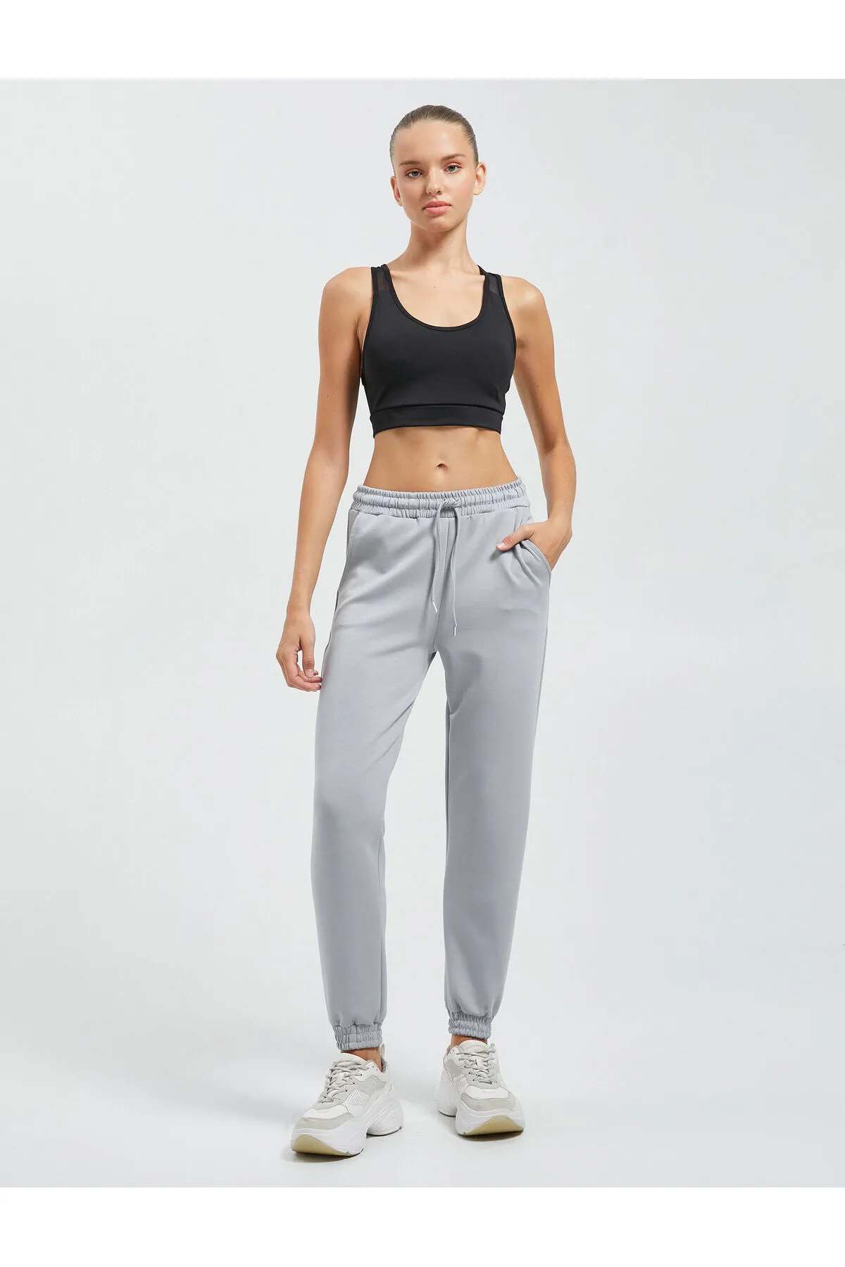 Koton  Jogger-Sport-Jogginghose aus Modalstoff mit hoher Taille und detaillierten Taschen