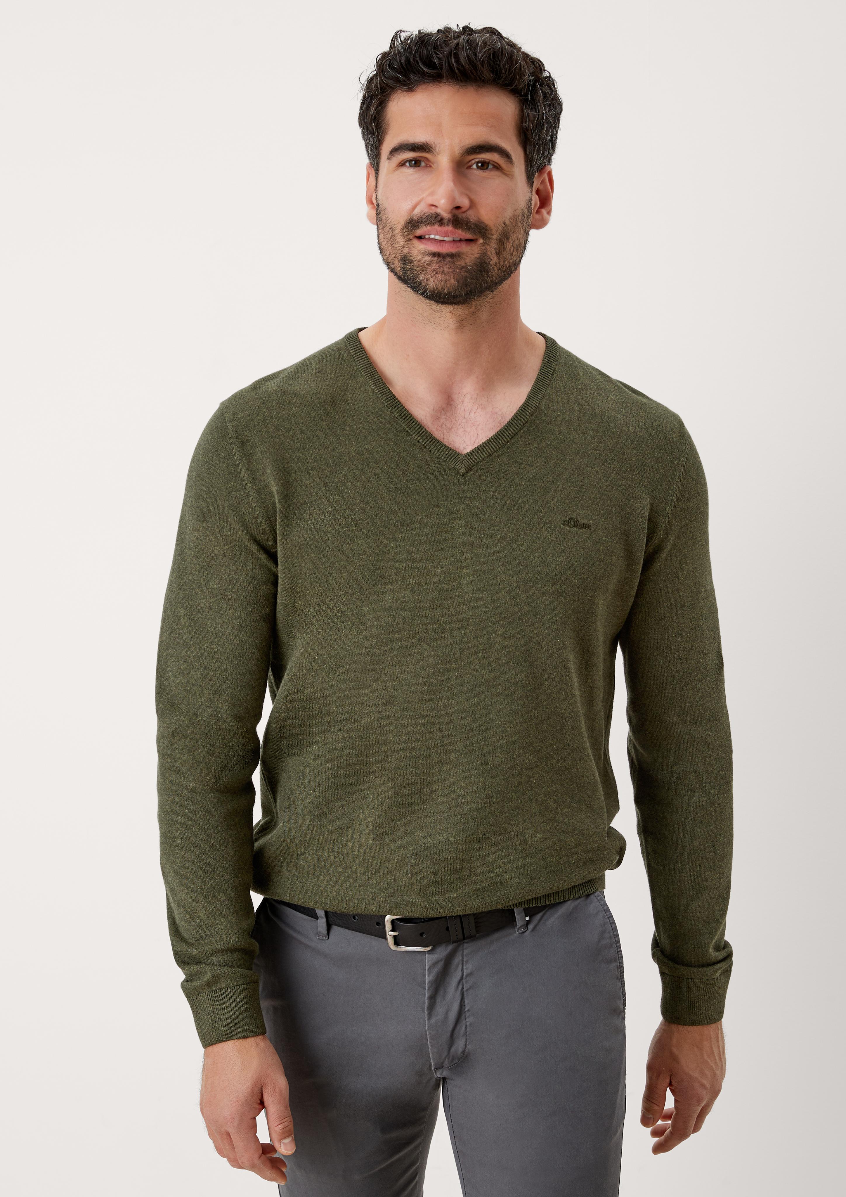 Feinstrickpulli mit V-Ausschnitt  03.899.61.7623-79W0