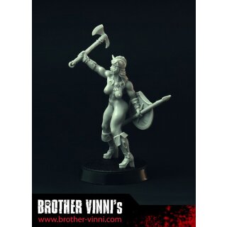 Female Barbarian, Amazon (28mm)