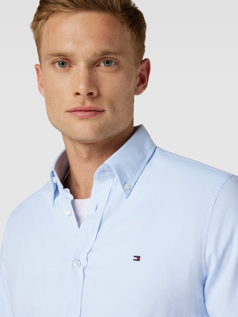 Slim Fit Business-Hemd mit Button-Down-Kragen in bleu