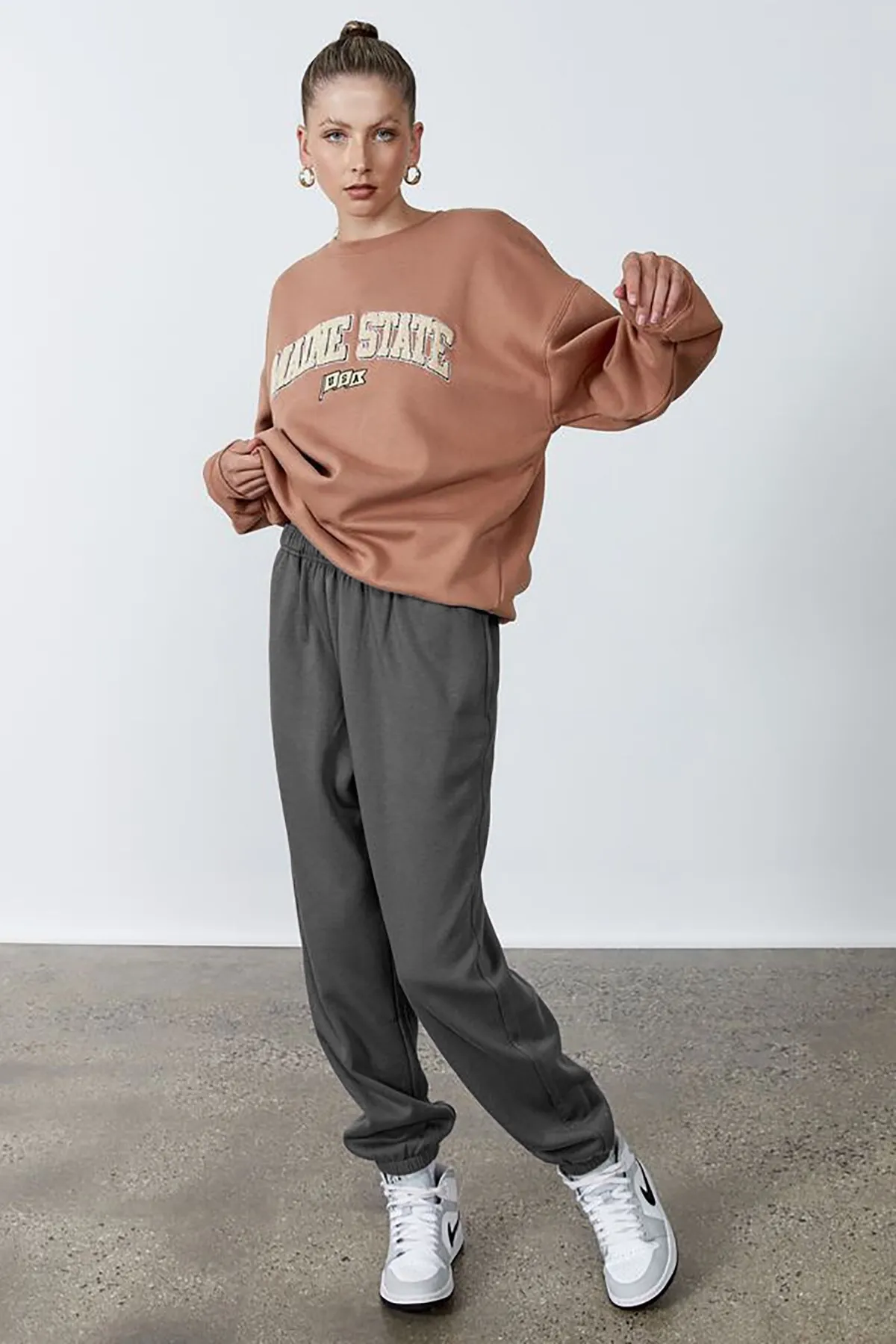 Madmext  Anthrazitfarbene Oversize-Jogginghose mit elastischem Bund für Damen MG1235