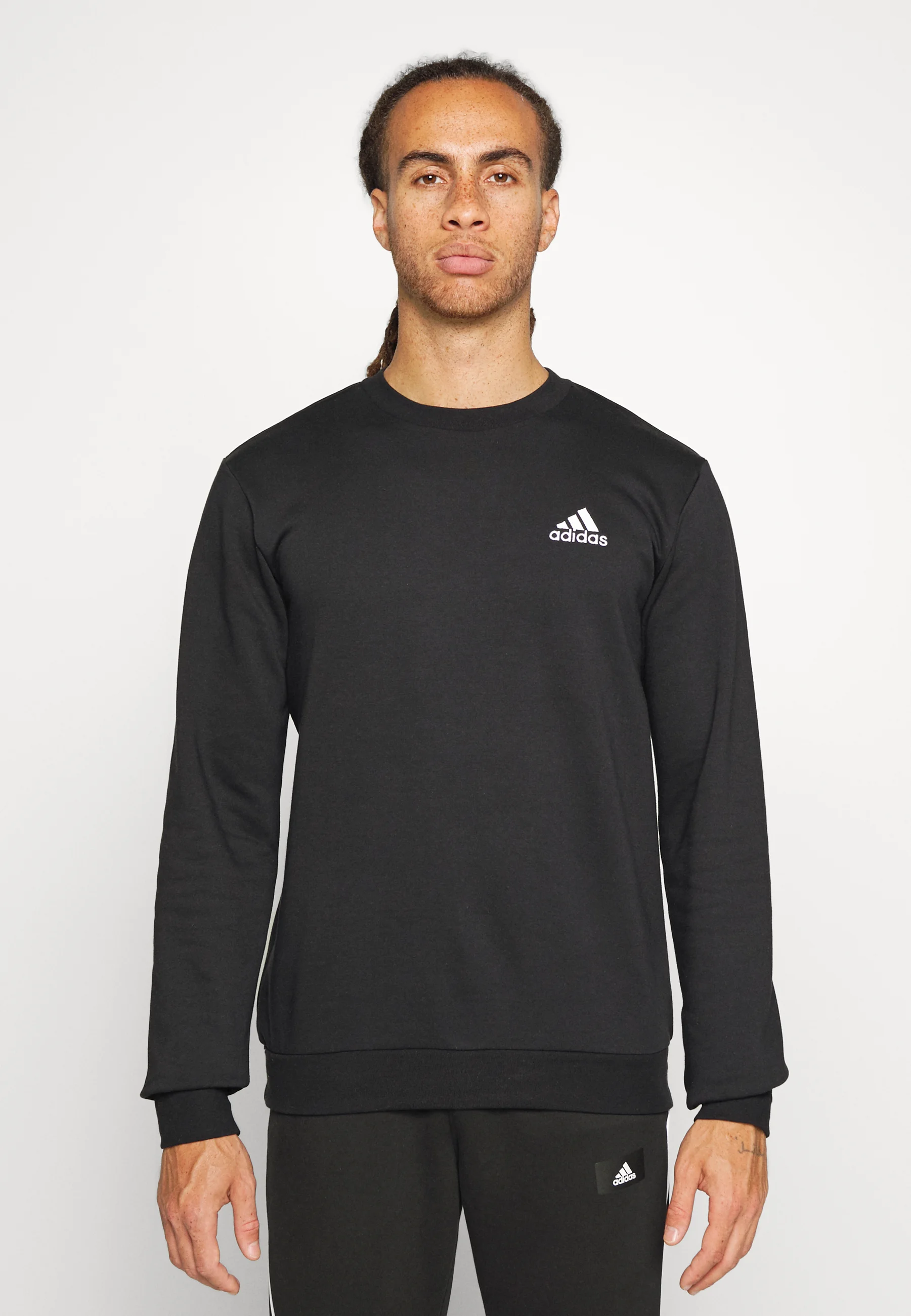 adidas Sportswear ESSENTIALS - Sudadera