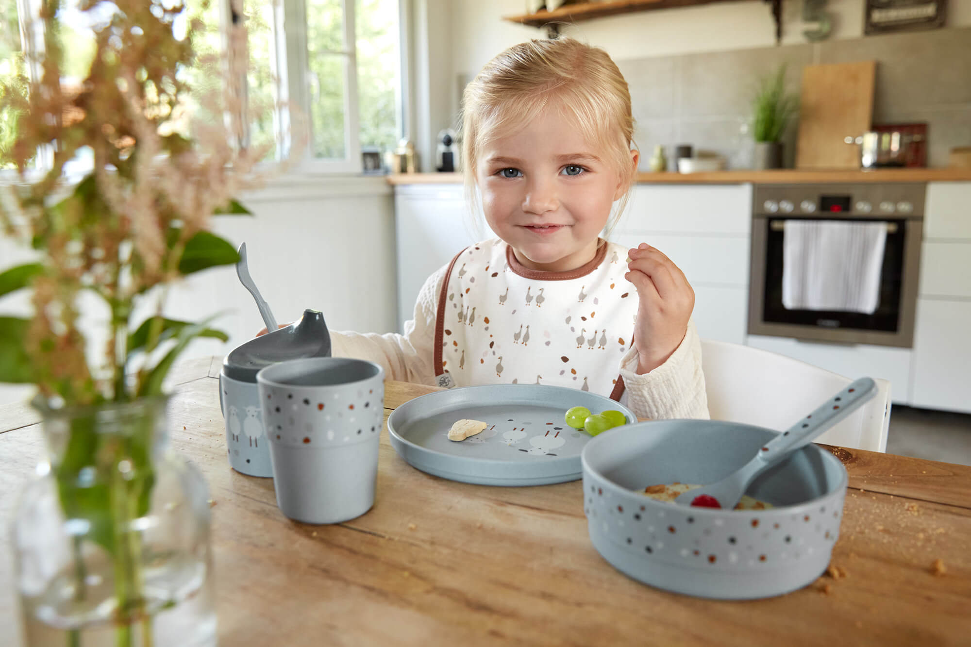 Kindergeschirr Set - Tiny Farmer, Schaf & Gans in Blau