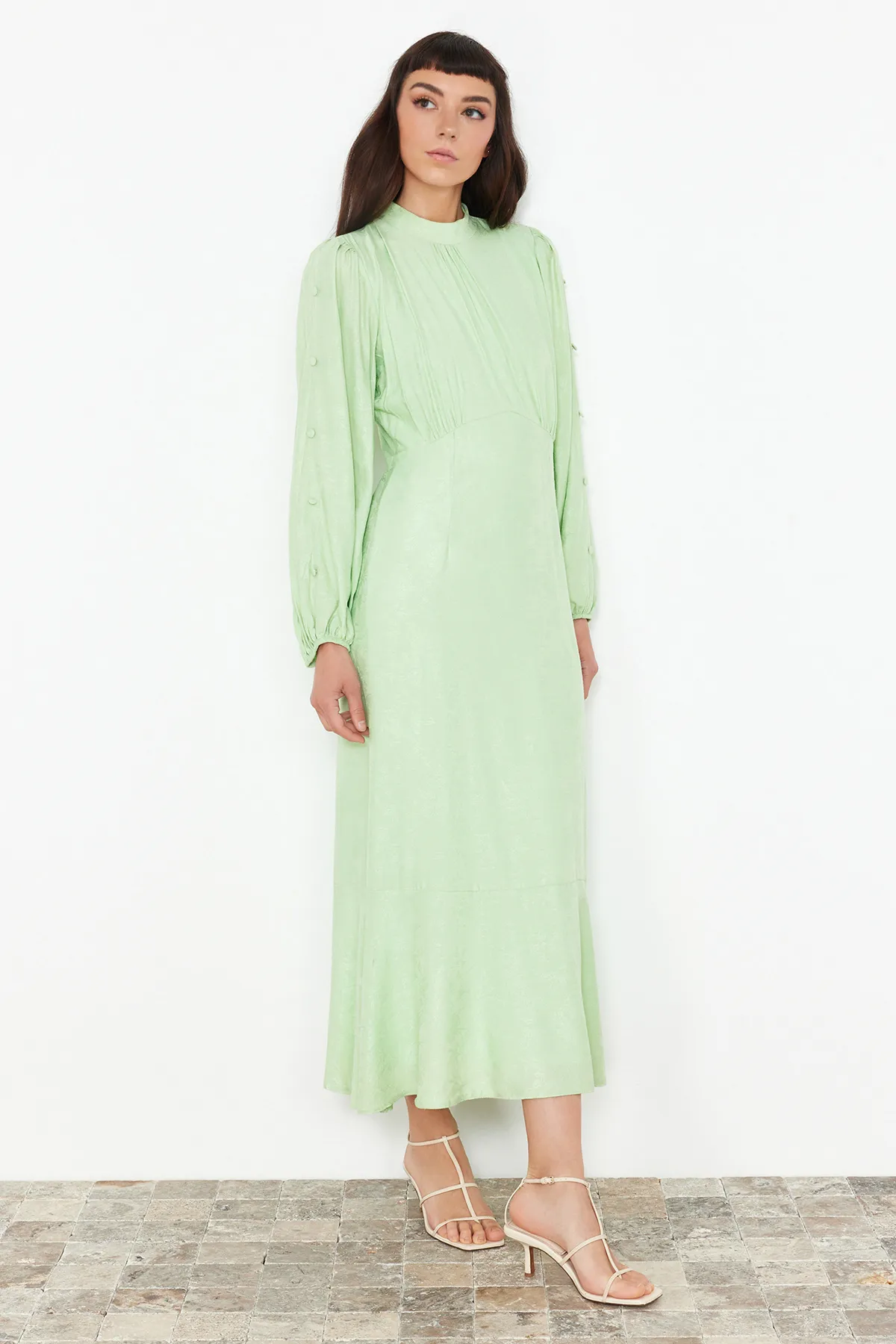 Trendyol Modest  Mintgrünes, gewebtes Jacquardkleid mit Blumenmuster TCTSS24EB00064