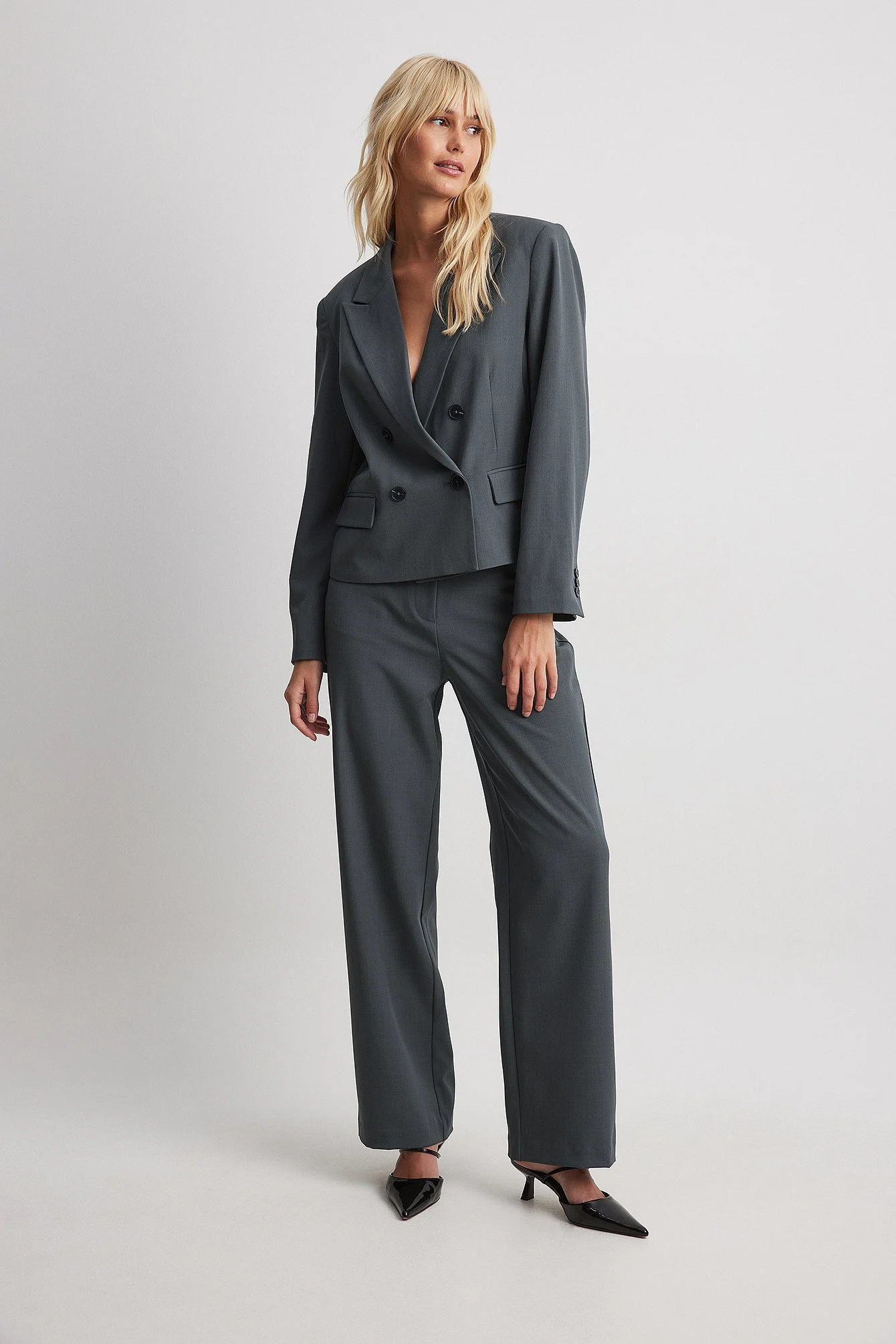 Gerader, zweireihiger Crop-Blazer