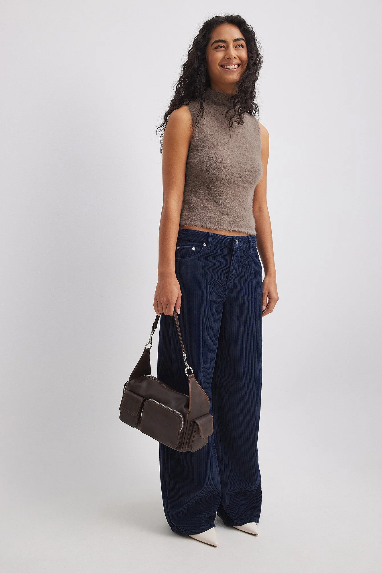 Manchester-Hose mit mittelhoher Taille