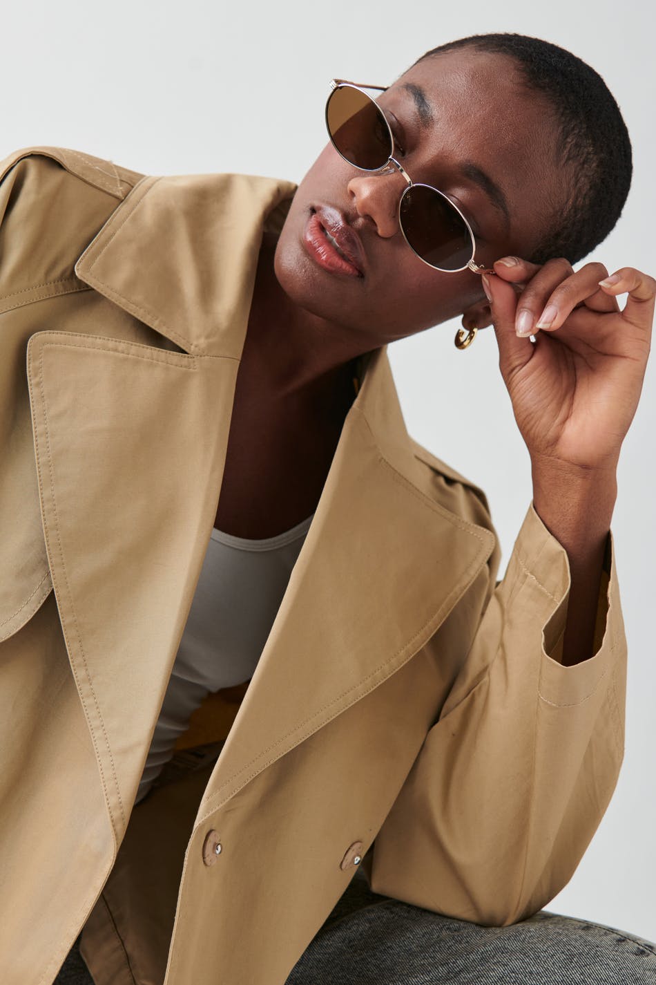 Slim metal oval sunglasses
