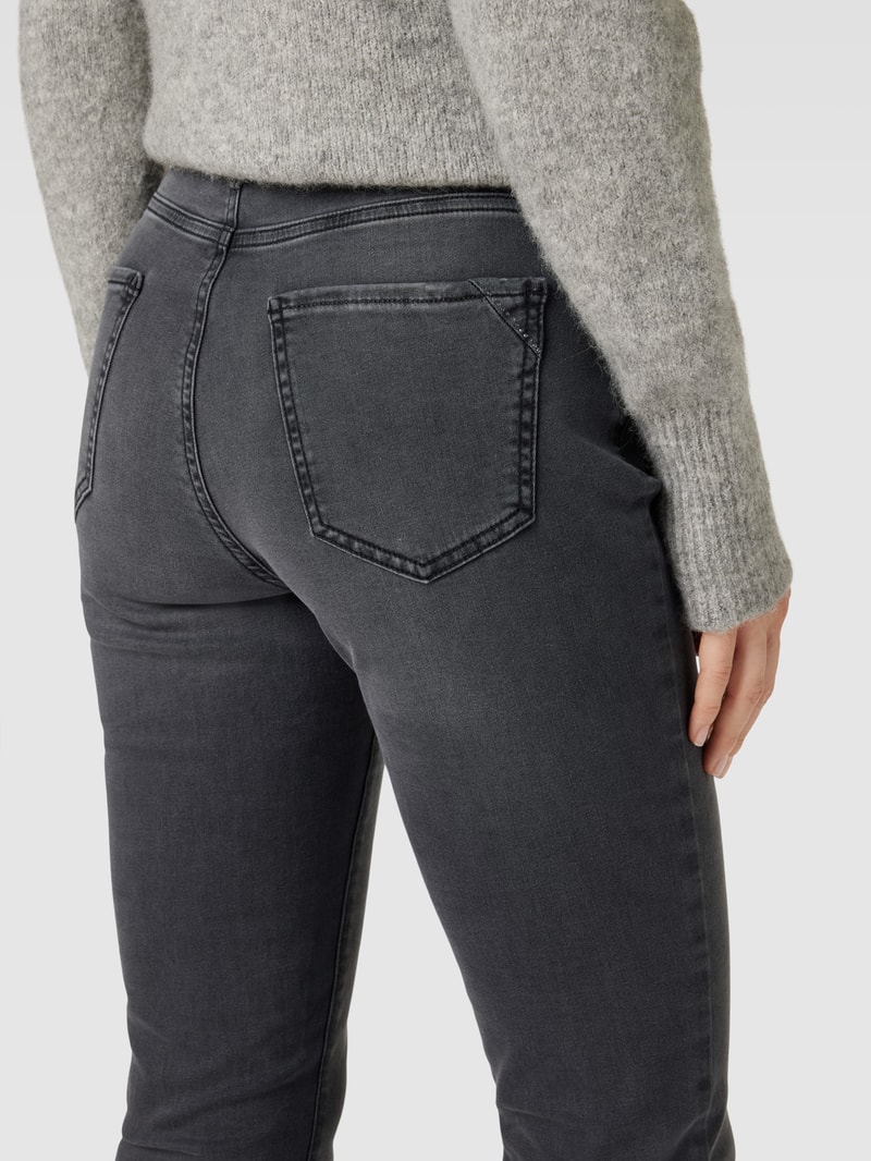 Slim Fit Jeans mit 5-Pocket-Design Modell 'MARY' in schwarz