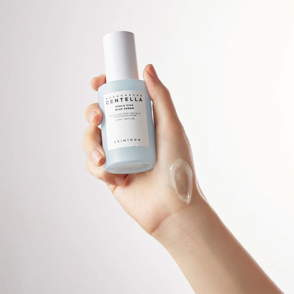 Skin1004 Madagascar Centella Hyalu-Cica Blue Serum Sérum