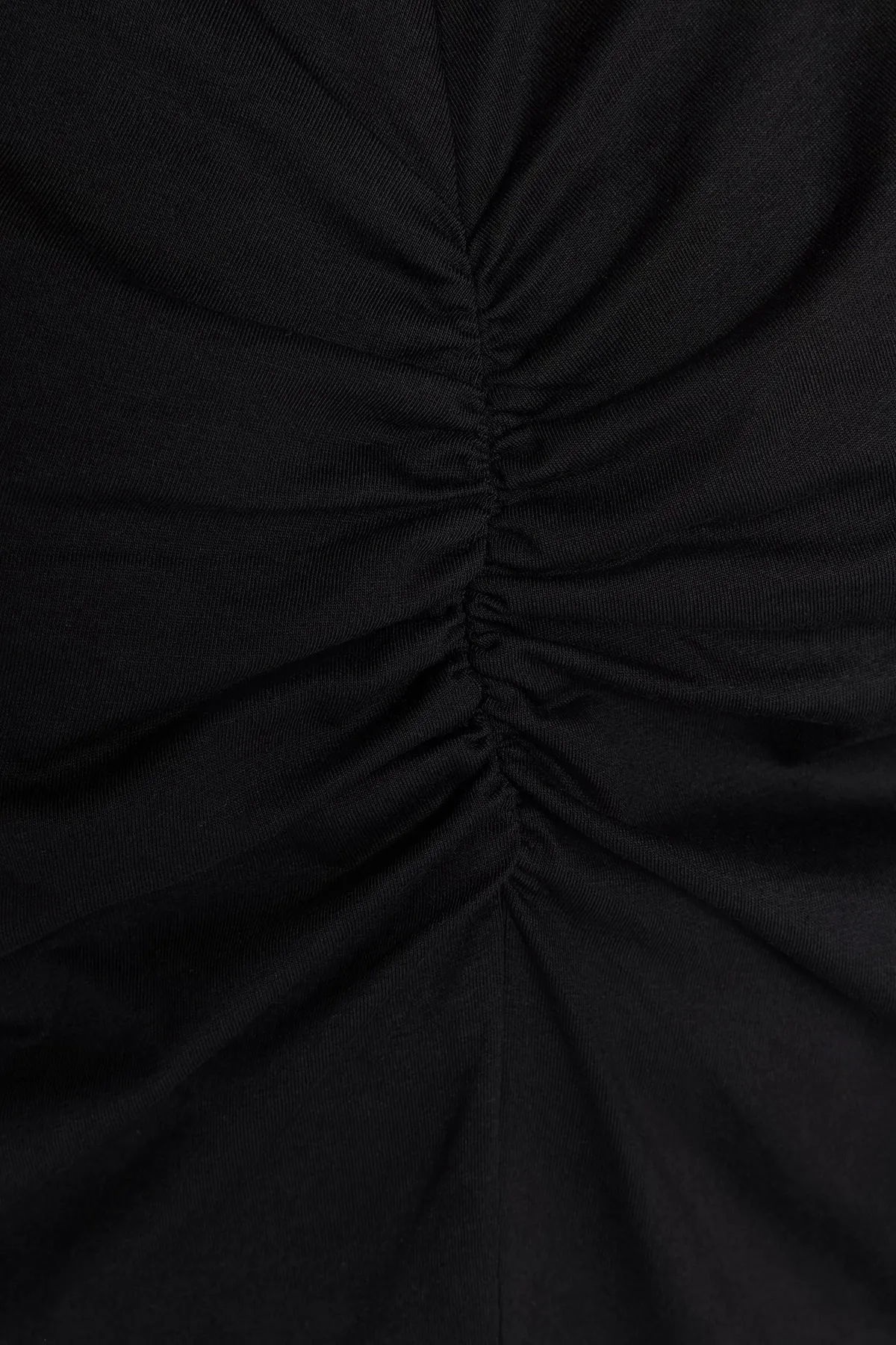 Trendyol Curve  Schwarze geraffte Strickbluse mit Rundhalsausschnitt vorne TBSSS23AF00042