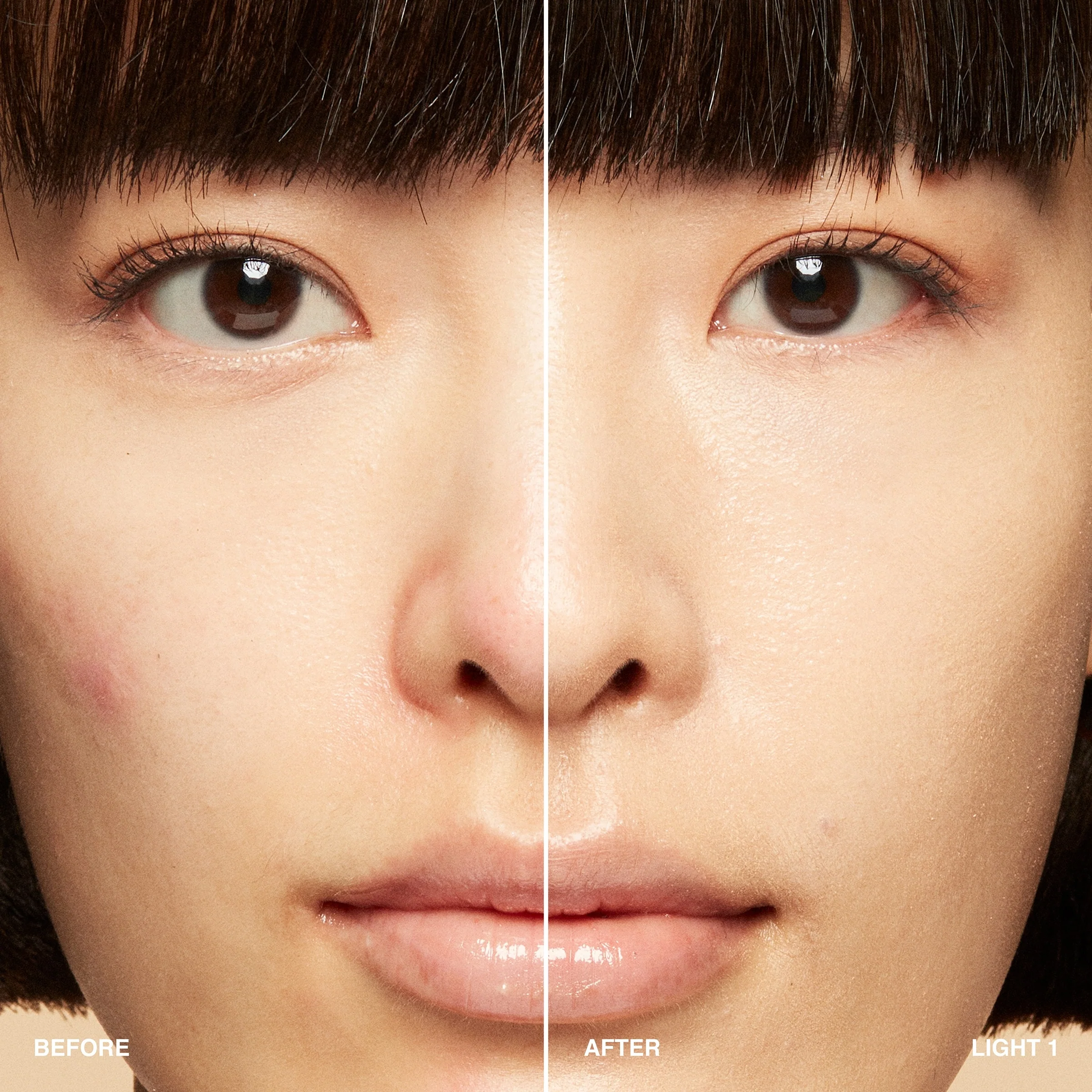 Base de maquillaje líquida con color y factor de protección solar 15, enriquecida con vitaminas.