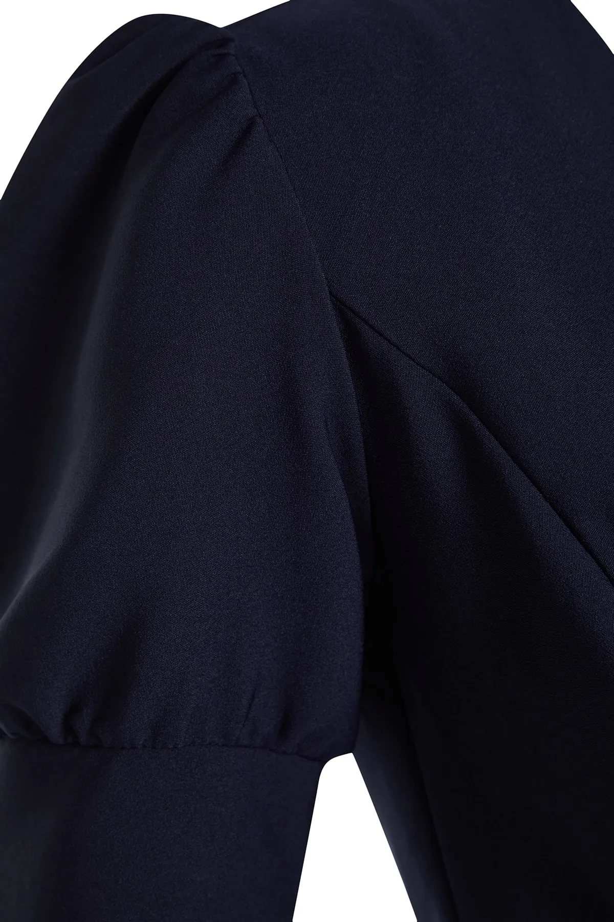 Trendyol Collection  Marineblaues Mini-gefüttertes, zweireihiges, gewebtes Kleid mit Taillenöffnung und plissiertem Kragen TWOSS20EL1639