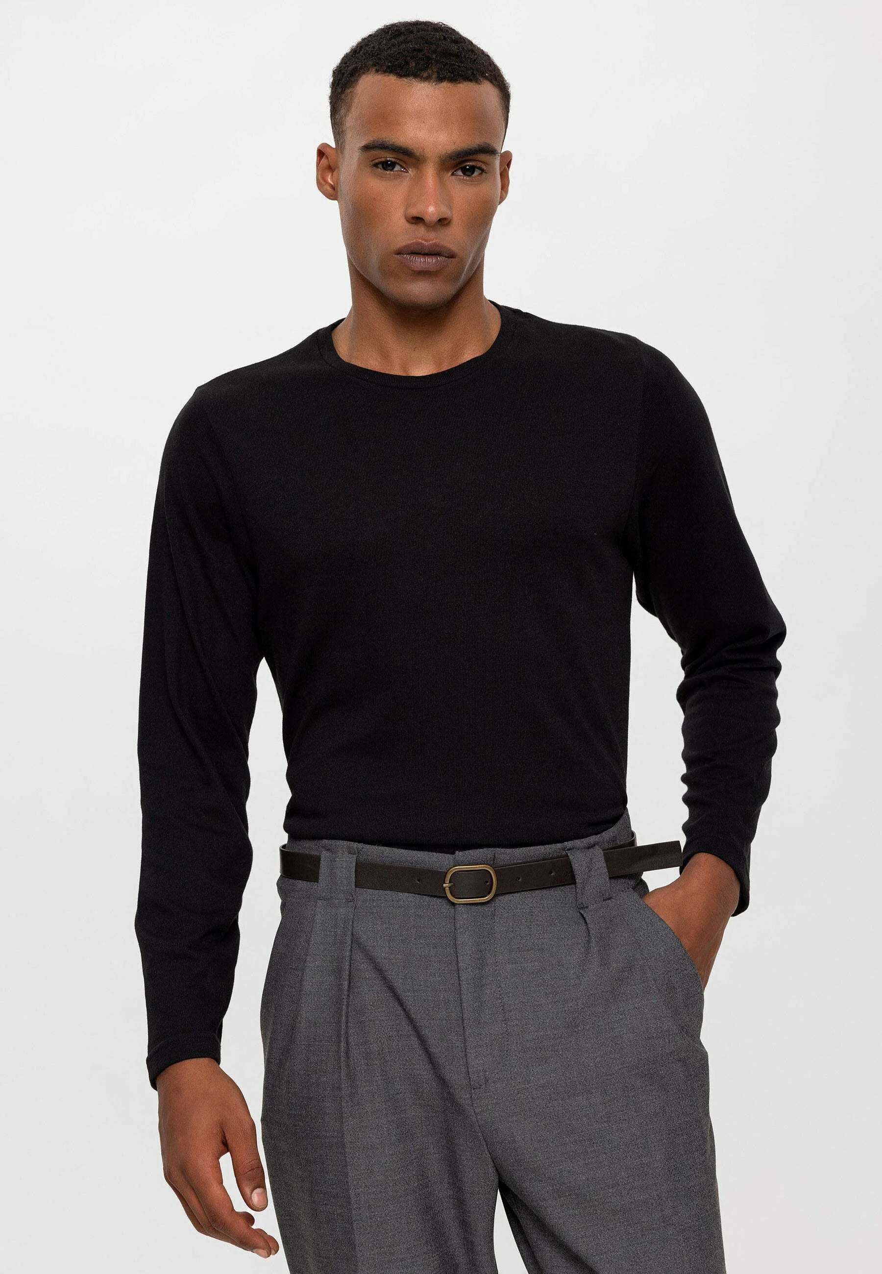 Suéter Antioch CREWNECK
